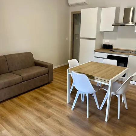 Casa Via De Amicis Apartment *